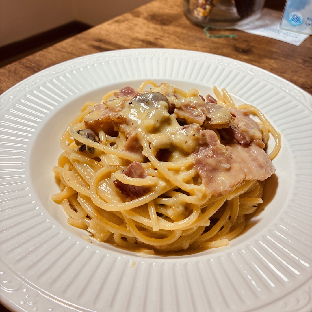 🤤 Creamy Bacon Carbonara